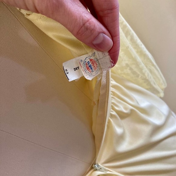 70s Yellow Maxi Dress with Lace - Picture 9 of 15